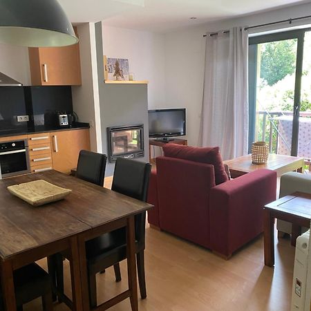Apartament Hug Roger Valencia D'Aneu Exterior foto